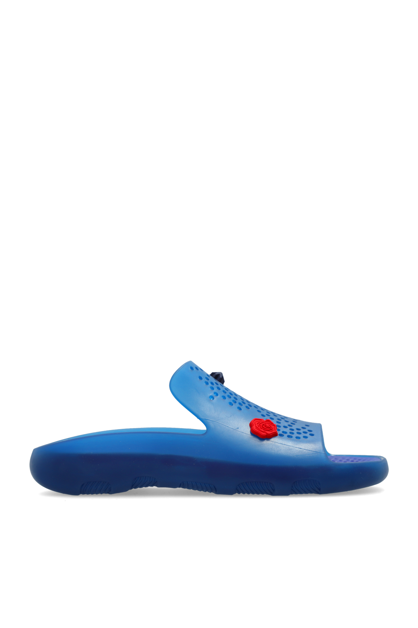 Shop 'Stingray' slides on Sale at BeyondStyle – Get 60% Off